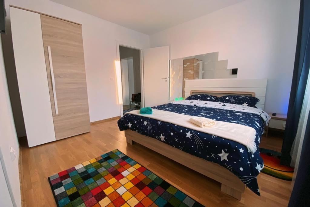 Apartament Smiley Apartment Сигишоара Екстериор снимка