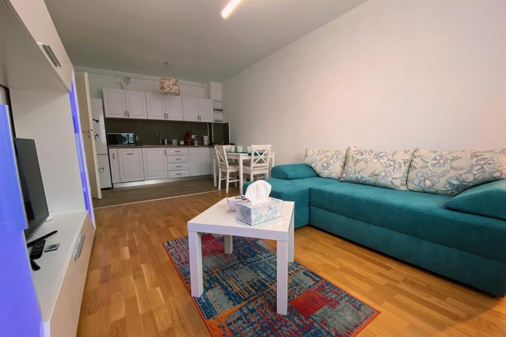Apartament Smiley Apartment Сигишоара Екстериор снимка